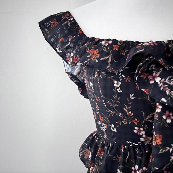 Tularosa REVOLVE Lily Floral gingham MIDI Ruffle Tiered Off Shoulder Dress XS - Picture 4 of 13